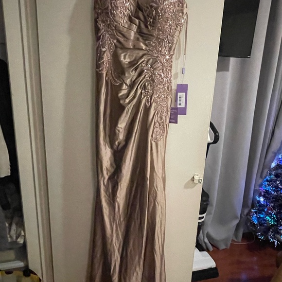 Elegant Embellished Evening Gown - Picture 10 of 16